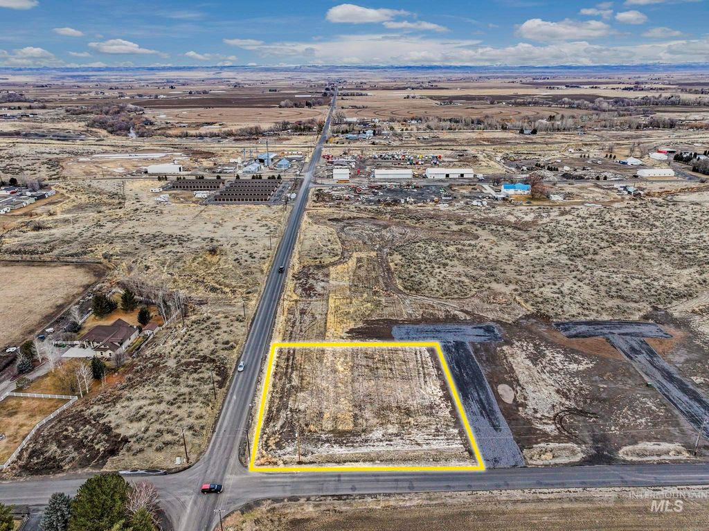 1808 E 1800 S, Gooding, ID 83330 photo 2