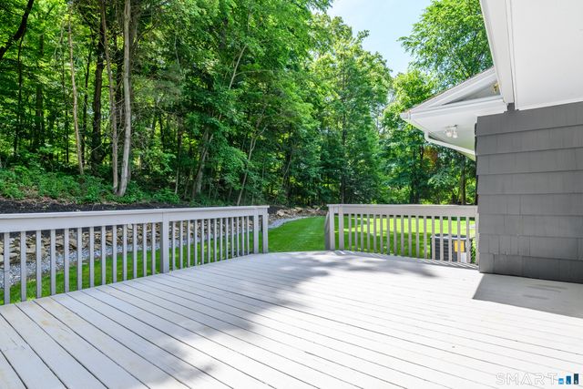 55 Cook Lane, Beacon Falls, CT 06403