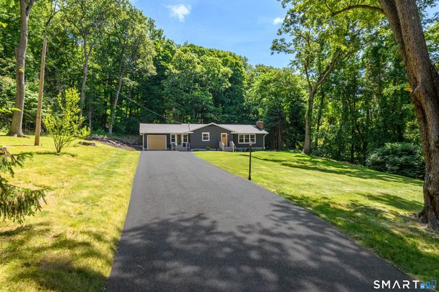 55 Cook Lane, Beacon Falls, CT 06403