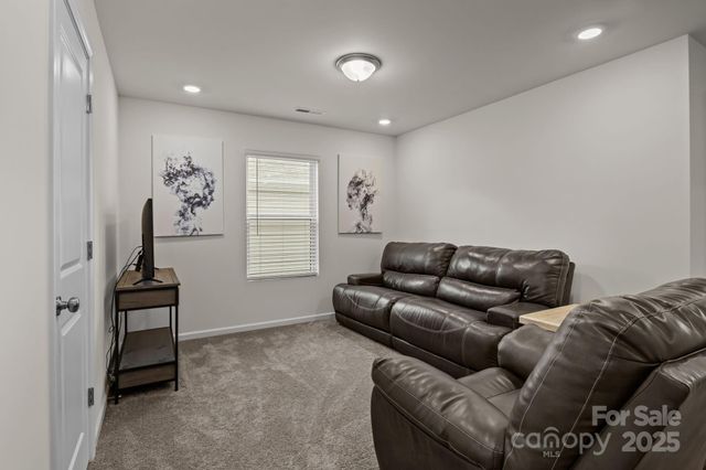 7061 Bentz Street, Charlotte, NC 28269