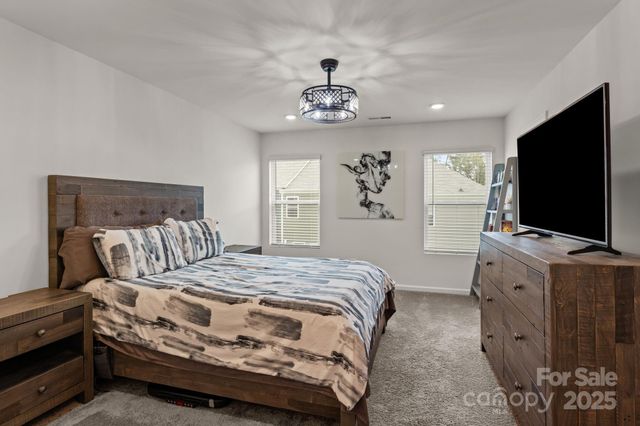 7061 Bentz Street, Charlotte, NC 28269