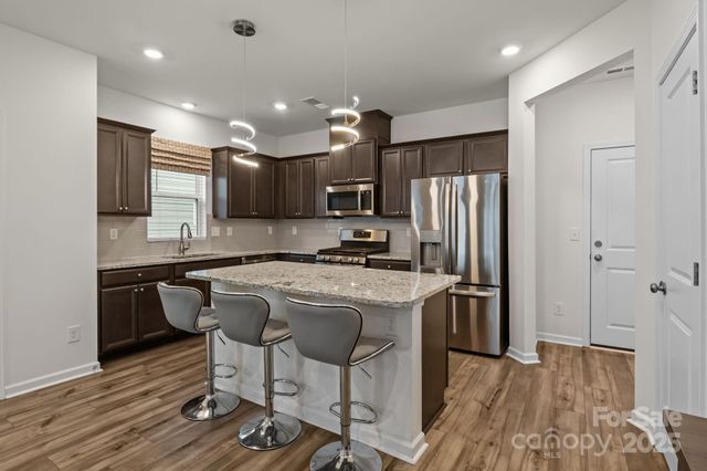 7061 Bentz Street, Charlotte, NC 28269