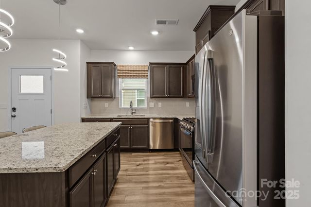 7061 Bentz Street, Charlotte, NC 28269