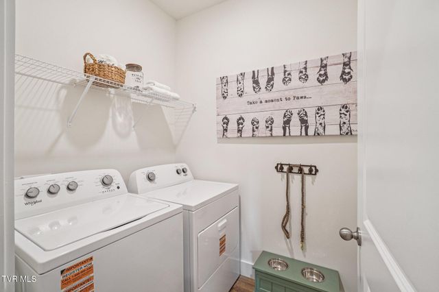 206 Artist Avenue, Johnson City, TN 37615