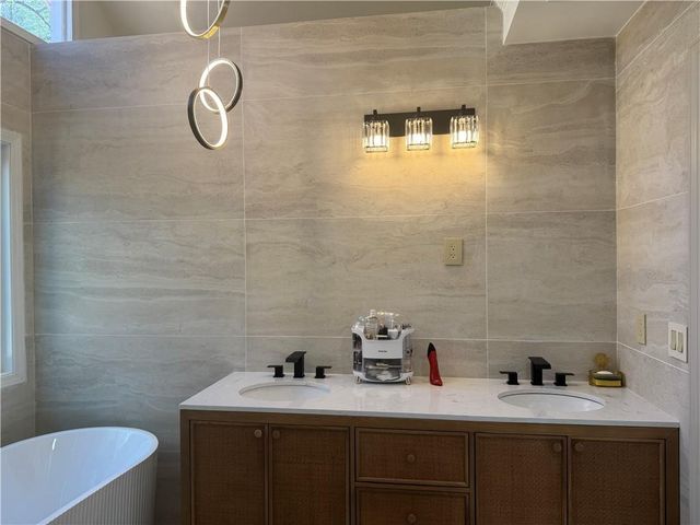 790 Hiram Davis Road, Lawrenceville, GA 30045