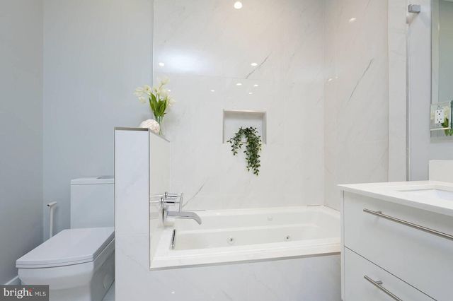 1461 CHAPIN ST NW, Washington, DC 20009