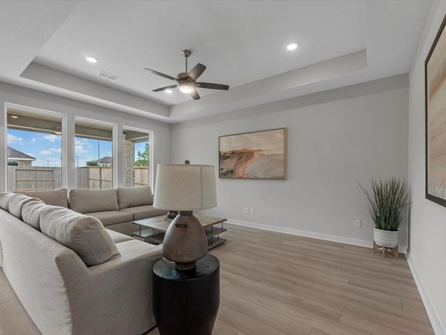 21731 Redwood Bluff Trail, Cypress, TX 77433
