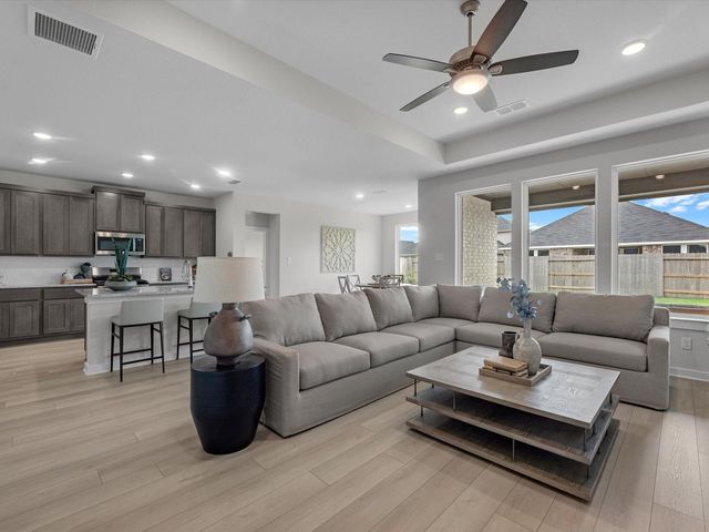 21731 Redwood Bluff Trail, Cypress, TX 77433