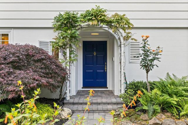 755 Bromfield Road, Hillsborough, CA 94010