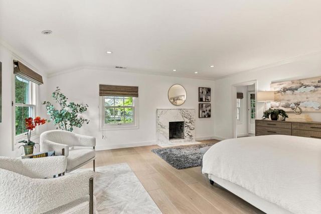 755 Bromfield Road, Hillsborough, CA 94010