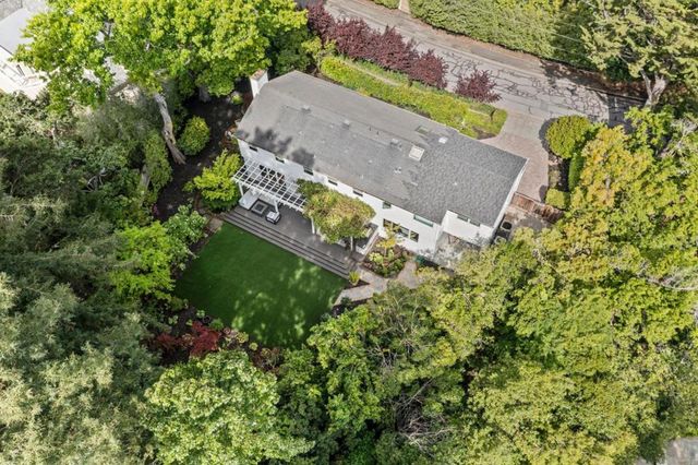 755 Bromfield Road, Hillsborough, CA 94010