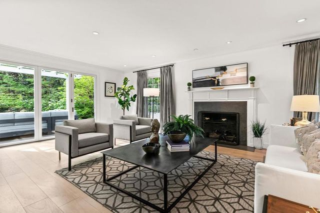 755 Bromfield Road, Hillsborough, CA 94010