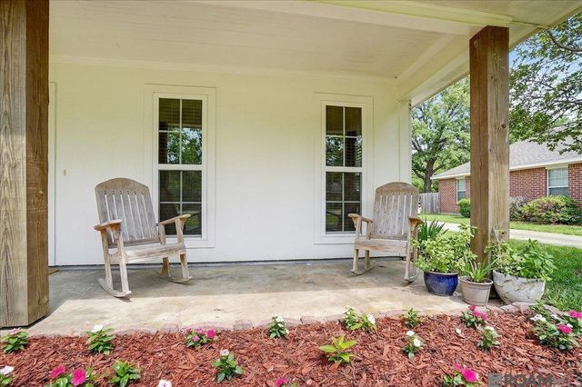 7743 Misty Oaks Ave, Baker, LA 70714