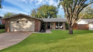 804 Vinecrest Lane, Richardson, TX 75080