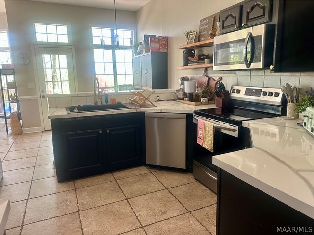 265 JASMINE HOLLOW Road, Wetumpka, AL 36093