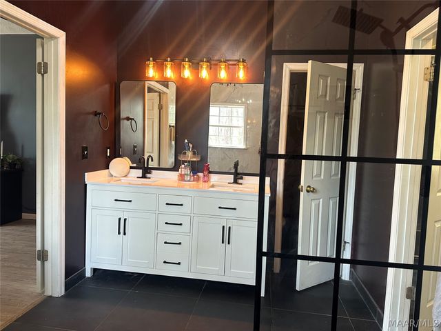 265 JASMINE HOLLOW Road, Wetumpka, AL 36093