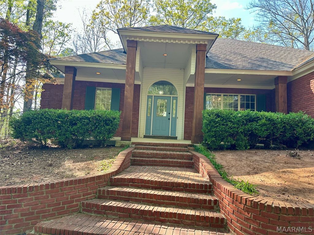 265 JASMINE HOLLOW Road, Wetumpka, AL 36093