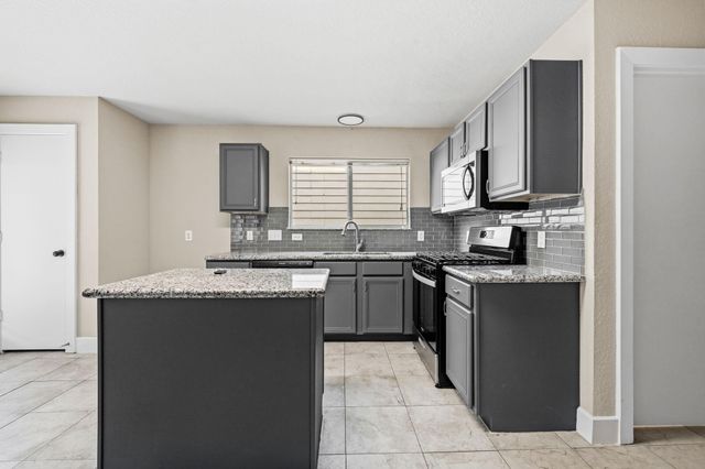 26853 Haileys Manor, Kingwood, TX 77339