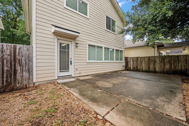 26853 Haileys Manor, Kingwood, TX 77339