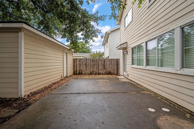26853 Haileys Manor, Kingwood, TX 77339