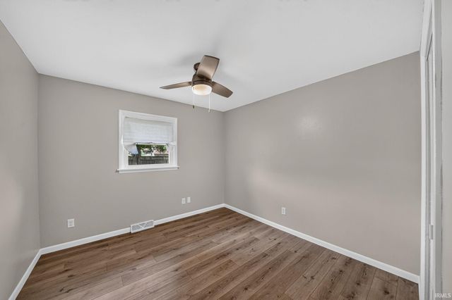 55880 River Shore Lane, Elkhart, IN 46516