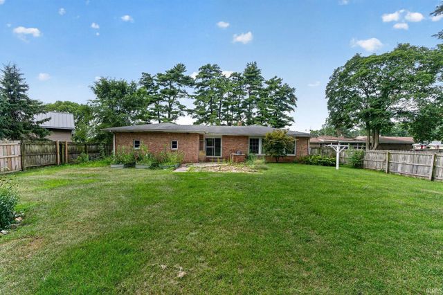 55880 River Shore Lane, Elkhart, IN 46516