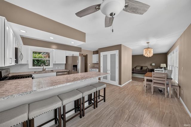 55880 River Shore Lane, Elkhart, IN 46516