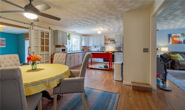 956 Reynolds Road, Glocester, RI 02814