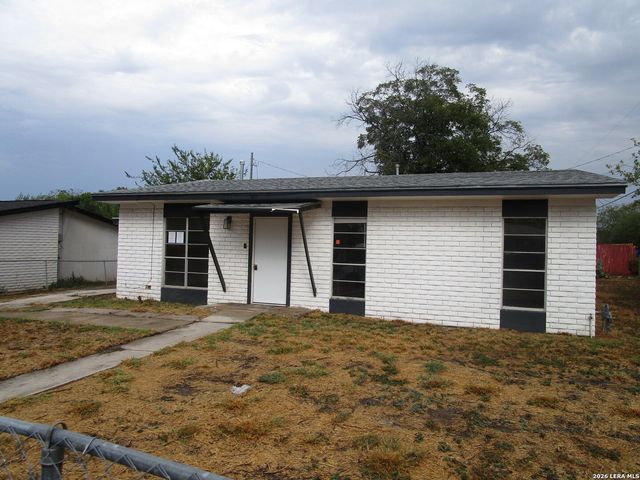 9330 CERRO VERDE DR, San Antonio, TX 78224