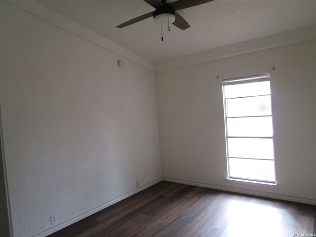 9330 CERRO VERDE DR, San Antonio, TX 78224