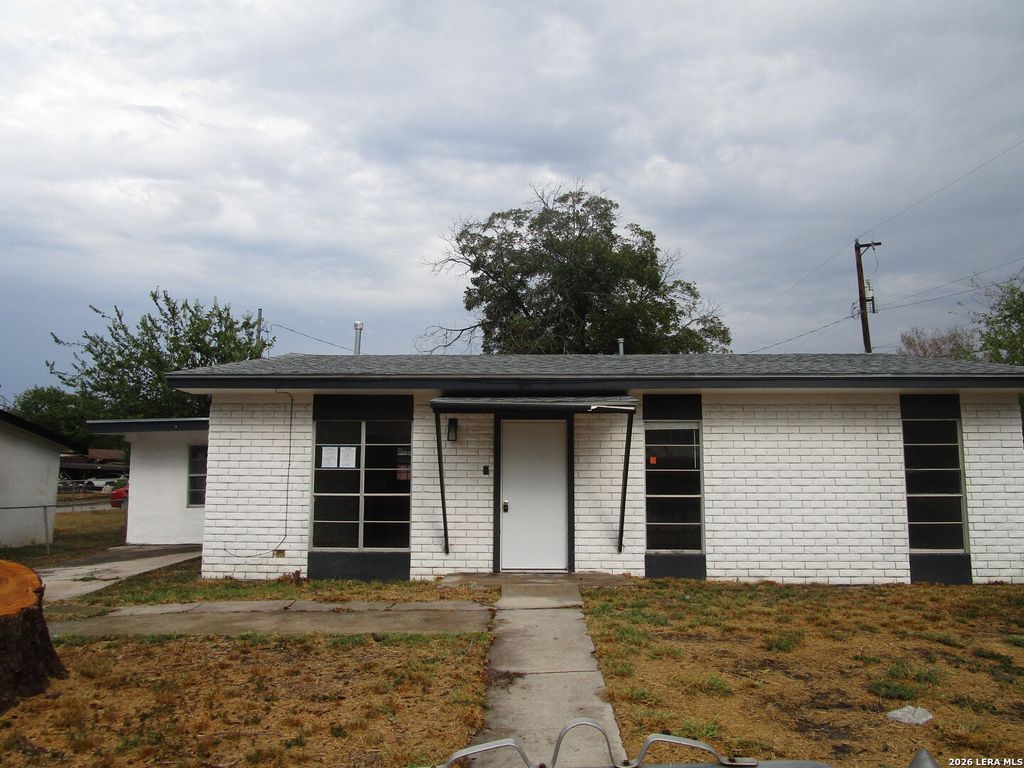 9330 CERRO VERDE DR, San Antonio, TX 78224