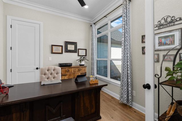 160 Chase Creek Dr. S, Henderson, TX 75654