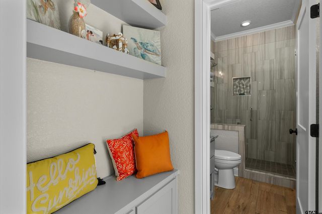 160 Chase Creek Dr. S, Henderson, TX 75654