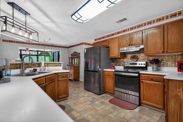 210 Old Pond Road, Lagrange, GA 30241