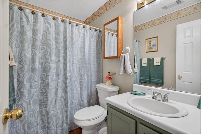 210 Old Pond Road, Lagrange, GA 30241