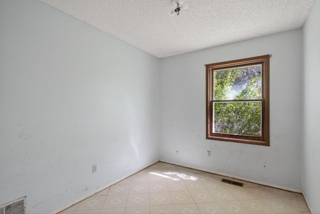 15105 Dunbar Court, Apple Valley, MN 55124