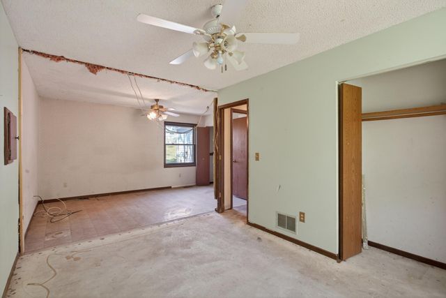 15105 Dunbar Court, Apple Valley, MN 55124