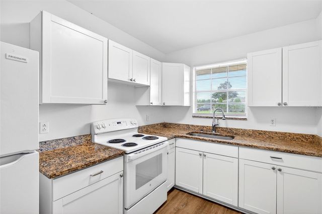 14676 SW 43RD COURT ROAD, Ocala, FL 34473