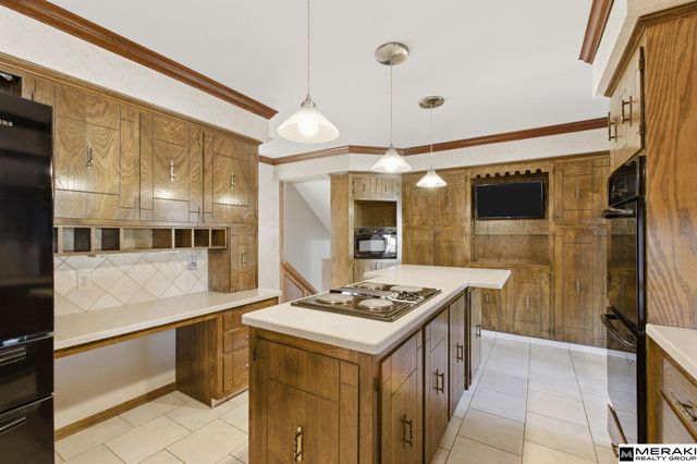 2008 S 146th Circle, Omaha, NE 68144