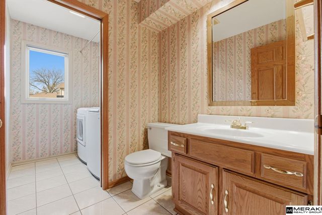 2008 S 146th Circle, Omaha, NE 68144