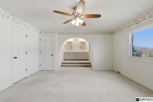 2008 S 146th Circle, Omaha, NE 68144