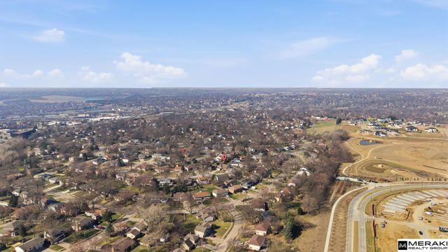 2008 S 146th Circle, Omaha, NE 68144