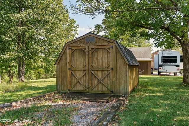 1196 Deerwood Dr, Coxs Creek, KY 40013