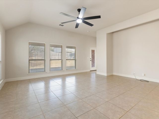 2106 Hanakoa Falls Drive, Anna, TX 75409