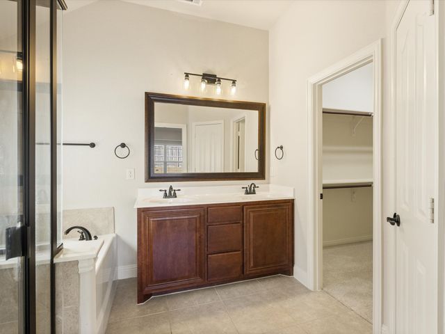 2106 Hanakoa Falls Drive, Anna, TX 75409