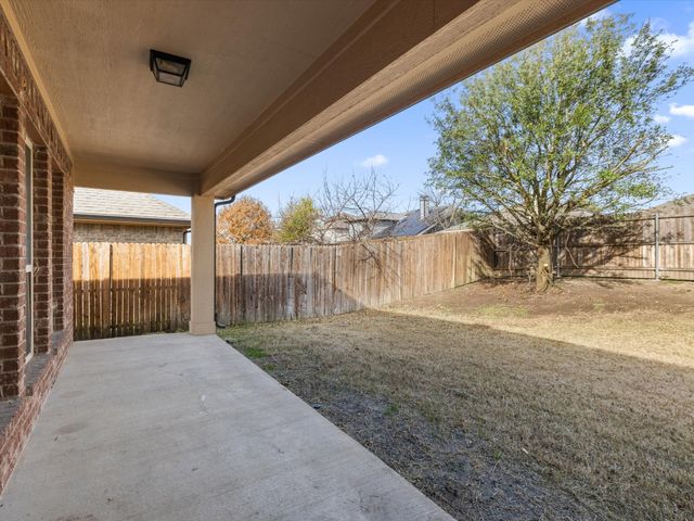 2106 Hanakoa Falls Drive, Anna, TX 75409