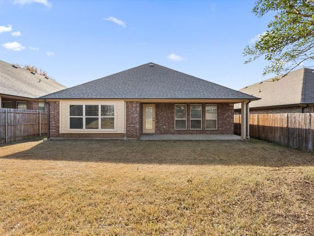 2106 Hanakoa Falls Drive, Anna, TX 75409