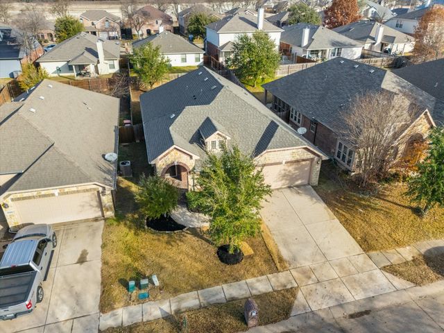 2106 Hanakoa Falls Drive, Anna, TX 75409