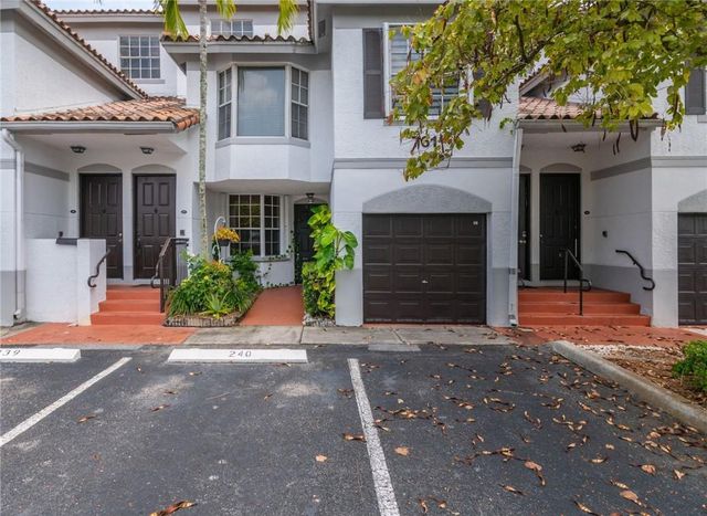 761 SW 148th Ave 908, Sunrise, FL 33325