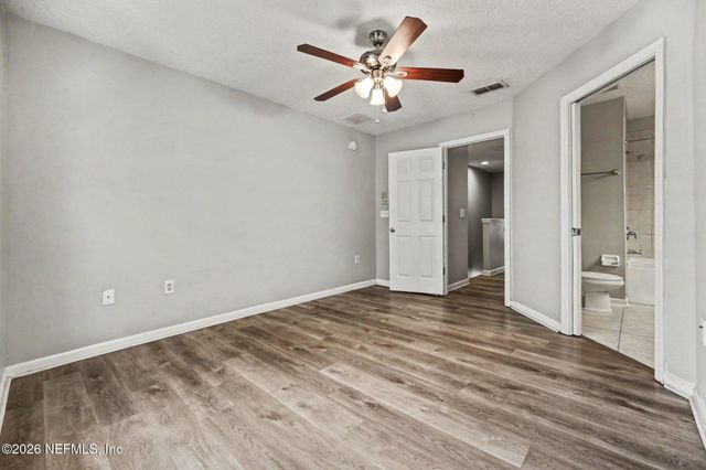1517 FIELDVIEW Drive, Jacksonville, FL 32225
